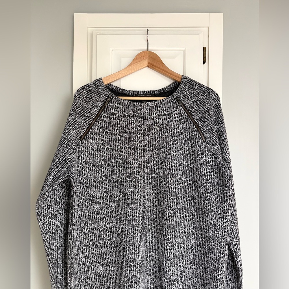 Banana Republic || Grey Knit Dress